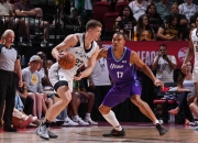 米兰,-爵士大胜尼克斯，好不疲倦