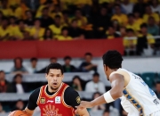 milan.com-火箭战胜铁人三叉戟，取得重要胜利