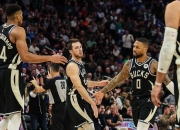 米兰体育网页版-雄鹿大胜魔术，取得五连胜