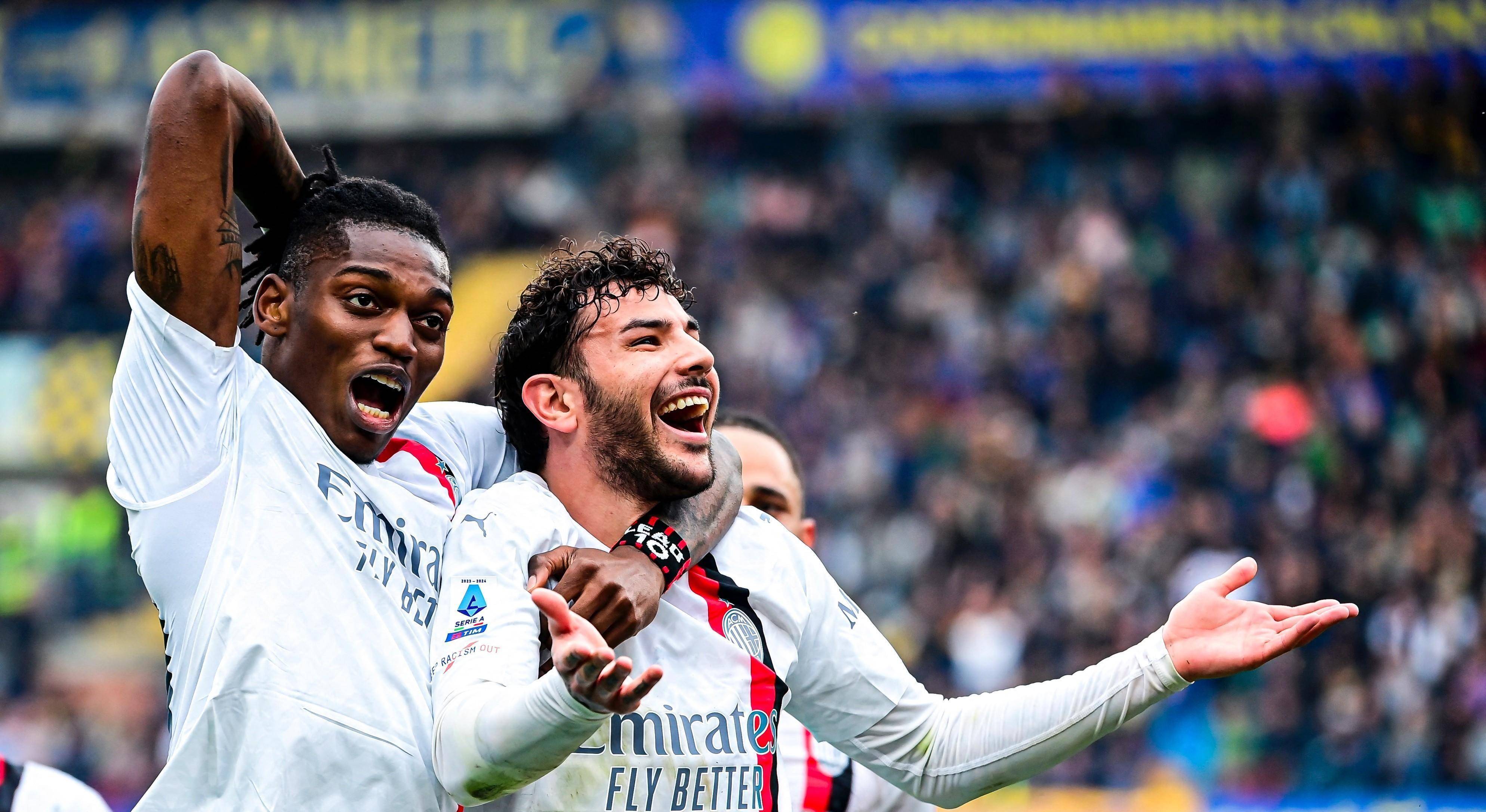 AC米兰客场取得胜利,实至名归 AC米兰客场取得胜利,实至名归