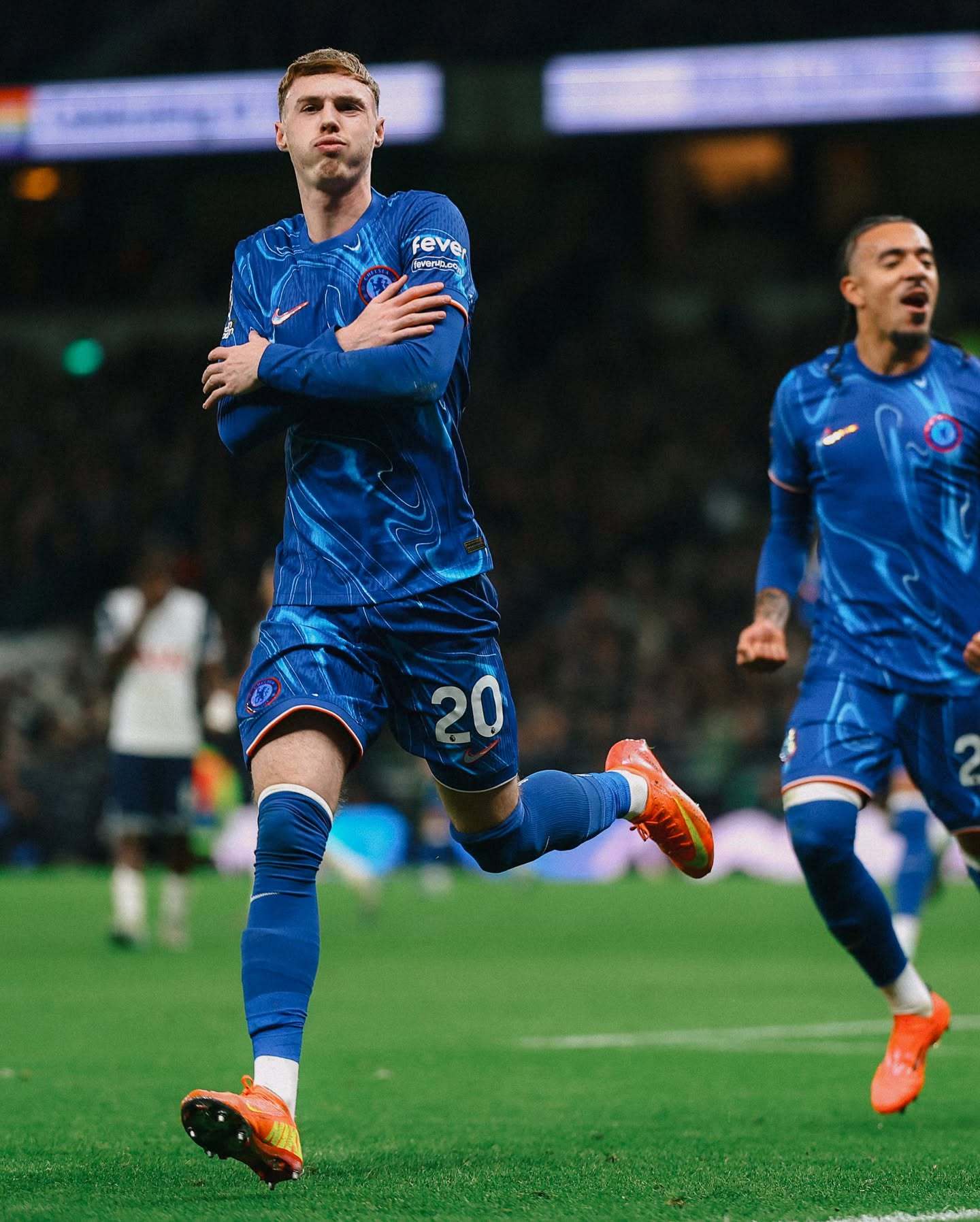 切尔西稳固第一,蓝军稳坐积分榜榜首的简单介绍 切尔西稳固第一,蓝军稳坐积分榜榜首的简单介绍