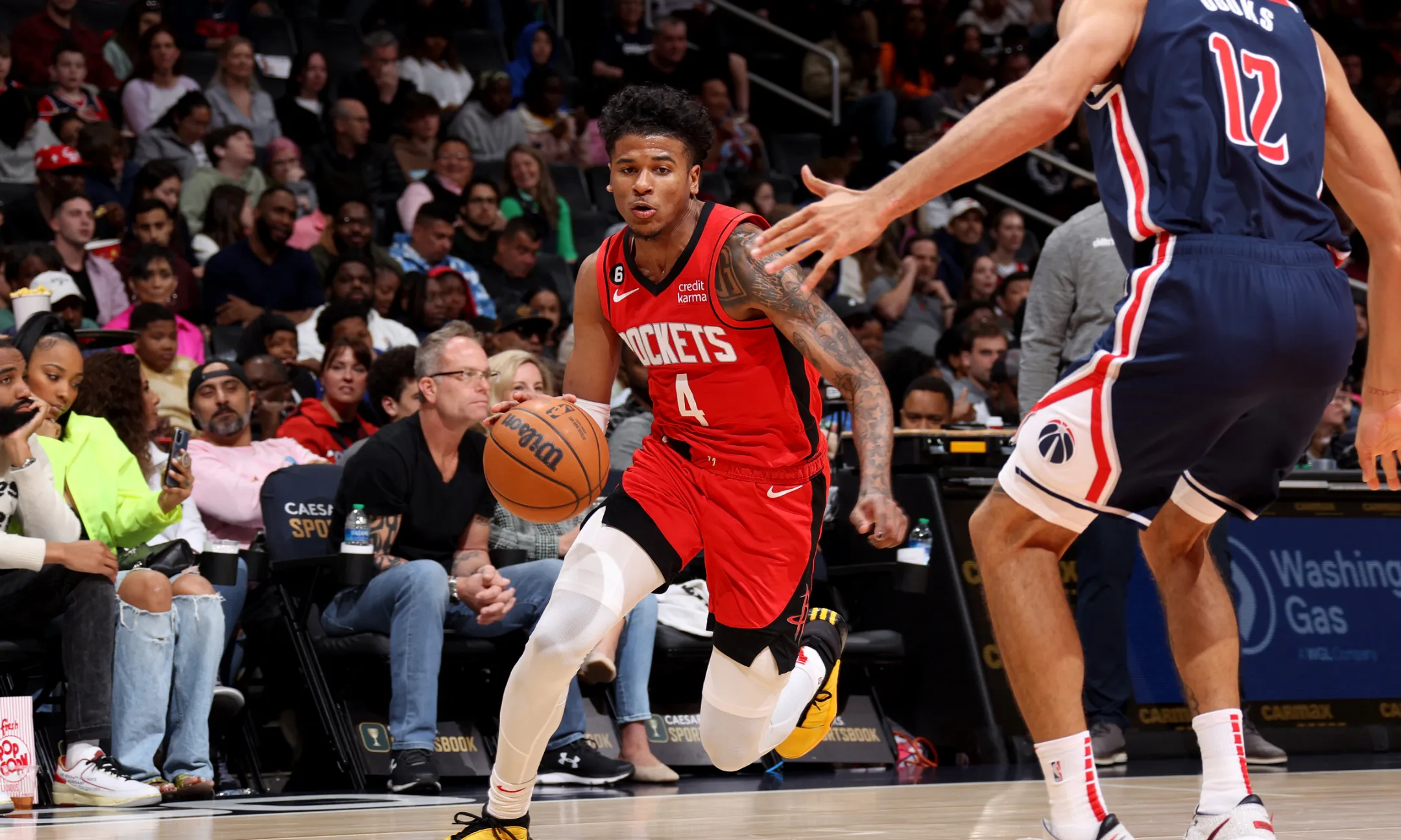 火箭双核复出,球队士气大振 火箭双核复出,球队士气大振