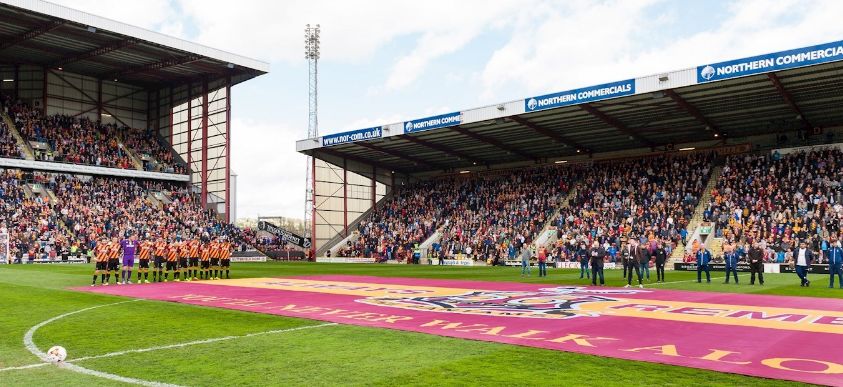 沃尔索尔足球俱乐部在比赛中表现卓越 沃尔索尔足球俱乐部在比赛中表现卓越