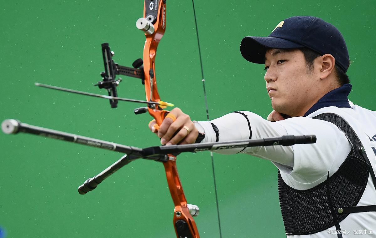 包含拼尽全力！射箭选手尽显冷静应对的词条