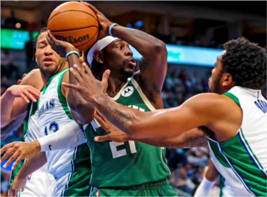 雄鹿擒独行侠,阿戴托昂闪耀 雄鹿擒独行侠,阿戴托昂闪耀