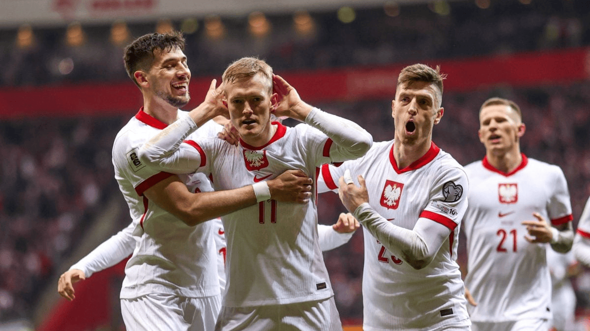 欧洲杯：比利时2-0胜芬兰，提前出线