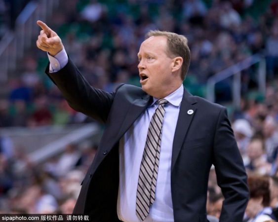 爵士战胜老鹰,赢得四连胜 爵士战胜老鹰,赢得四连胜