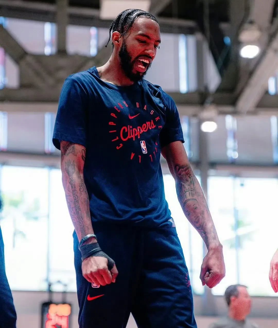 快船逆转灰熊,哈里斯狂砍35分 快船逆转灰熊,哈里斯狂砍35分