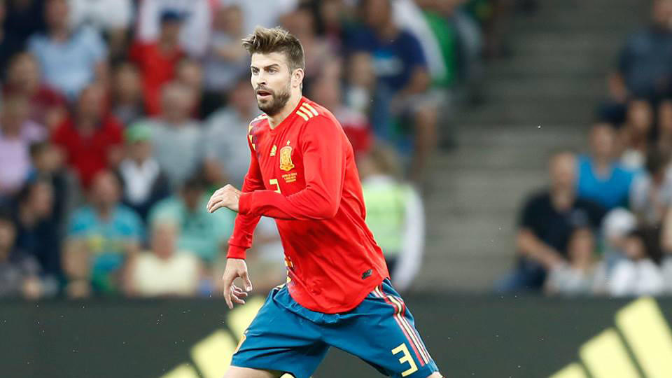 土耳其碾压罗马，皮克带队取胜